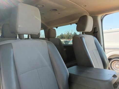 Used 2016 Nissan NV 3500 SV w/ SV Technology Package image 15