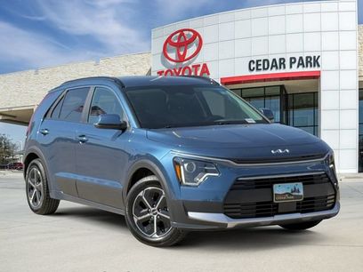 Used 2024 Kia Niro EX