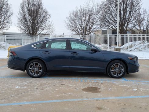 Certified 2023 Honda Accord EX-L image 6