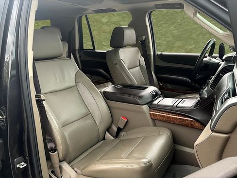 Used 2018 Chevrolet Tahoe Premier image 7