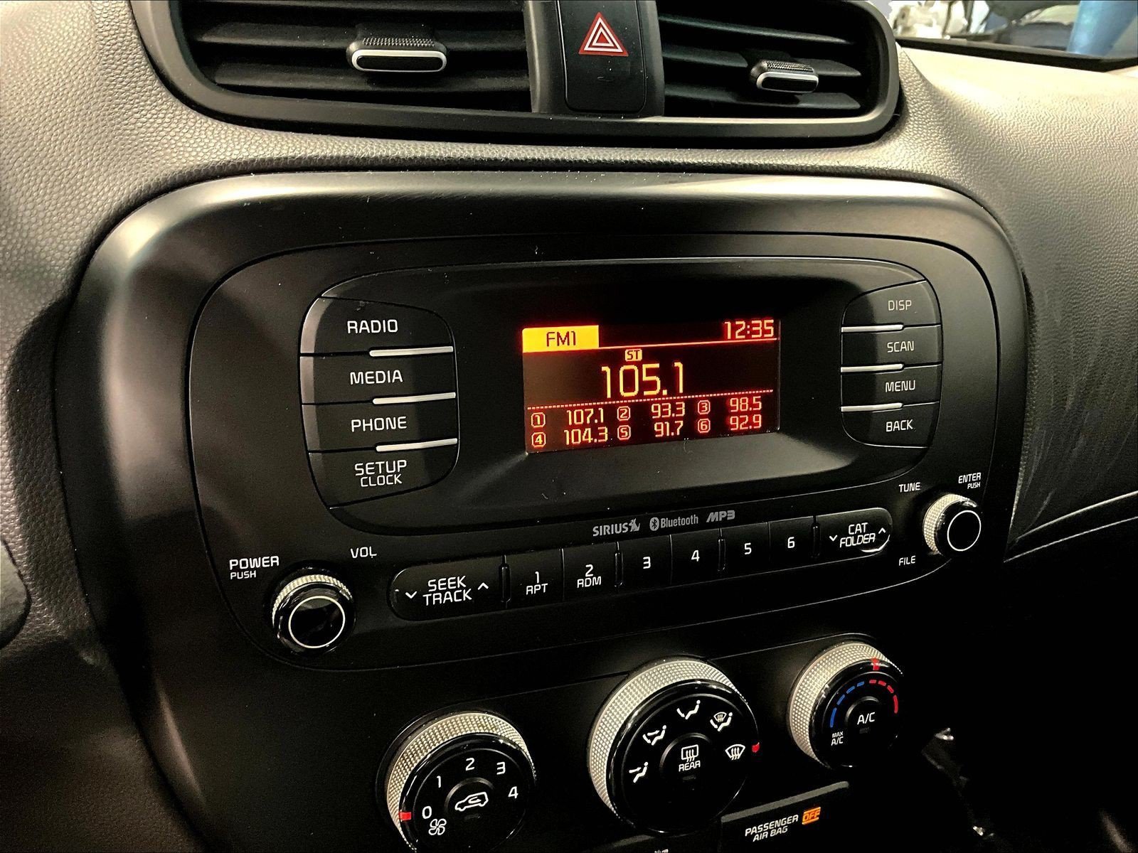 Used 2016 Kia Soul FWD image 14