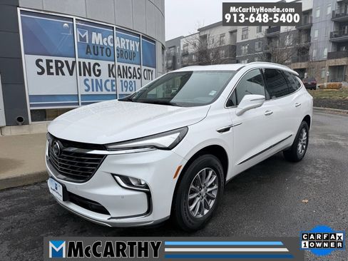 Used 2022 Buick Enclave Premium image 1