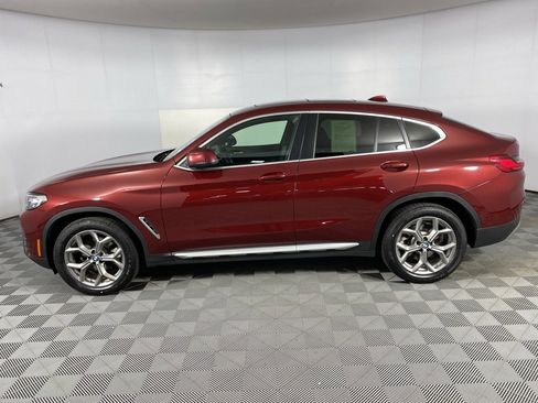 Certified 2023 BMW X4 xDrive30i w/ Premium Package image 9