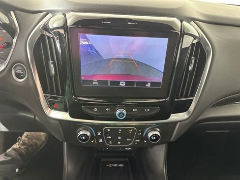 Used 2023 Chevrolet Traverse LT w/ LPO, Floor Liner Package image 28