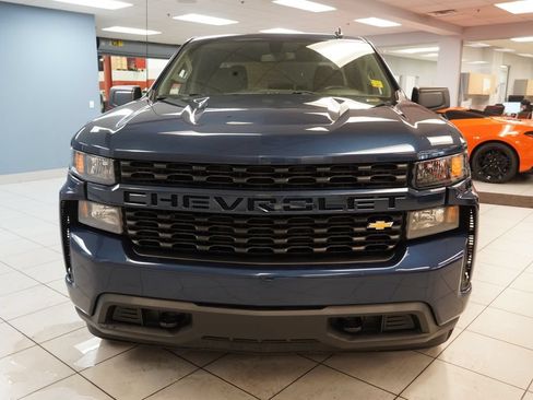 Used 2022 Chevrolet Silverado 1500 Custom AWD/4WD image 14