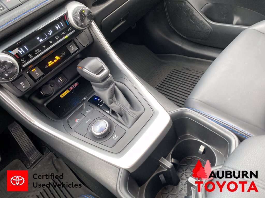 Used 2024 Toyota RAV4 XSE w/ Advanced Technology Package AWD/4WD image 15