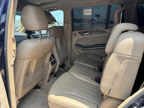 Used 2013 Mercedes-Benz GL 450 4MATIC image 29