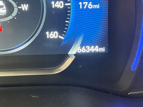 Used 2020 Hyundai Santa Fe Limited image 18