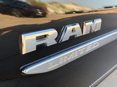 Used 2019 RAM 1500 Limited AWD/4WD image 7