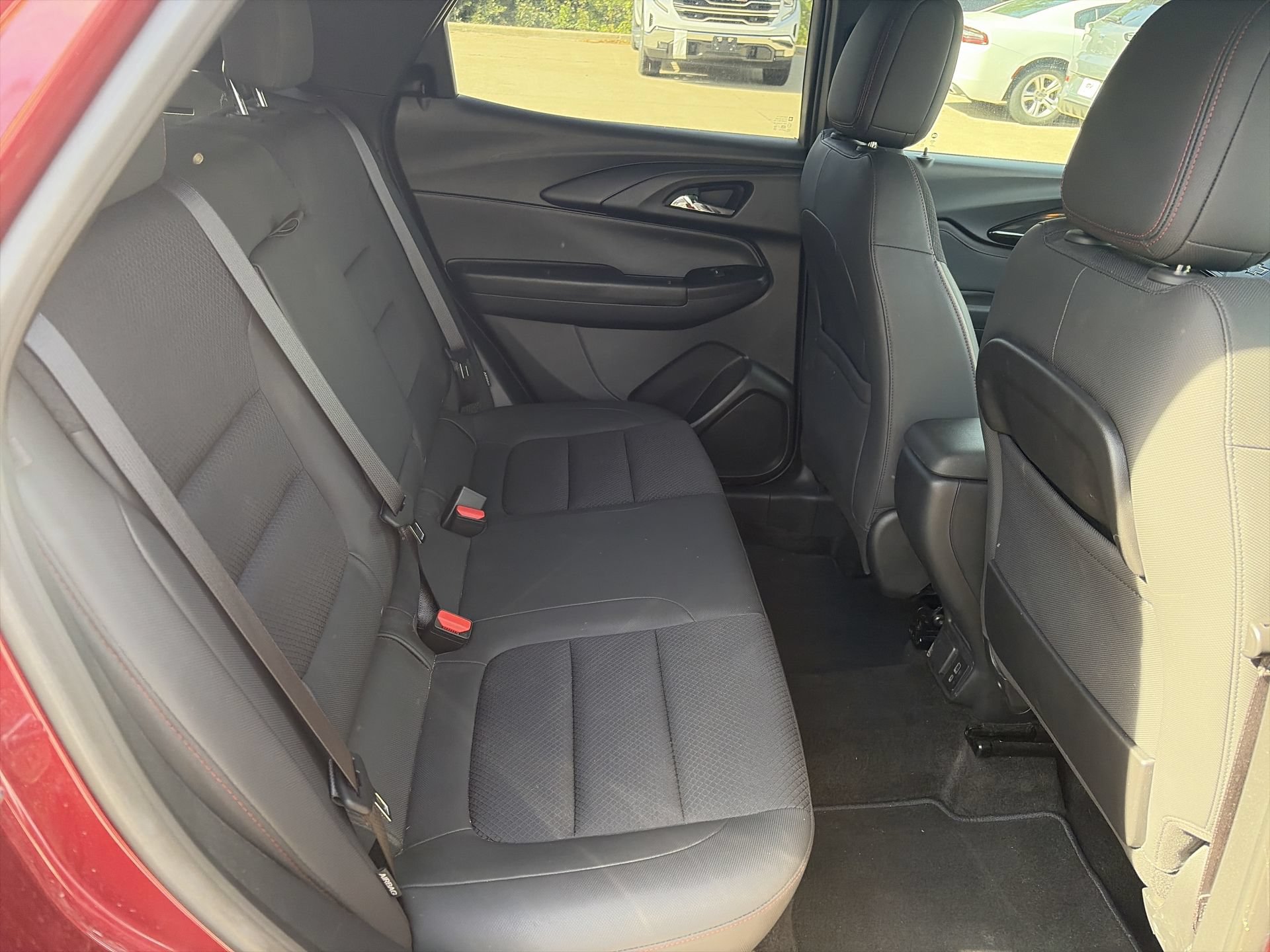 Used 2023 Chevrolet TrailBlazer RS w/ Sun and Liftgate Package AWD/4WD image 29