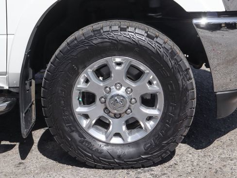 Used 2022 RAM 2500 Laramie AWD/4WD image 50