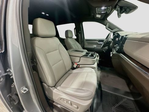 Certified 2024 GMC Sierra 1500 SLT w/ X31 Off-Road Package AWD/4WD image 28