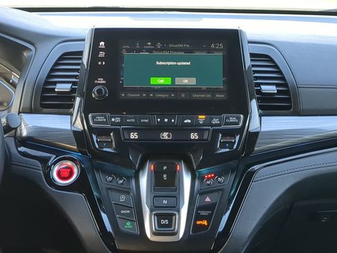 Used 2023 Honda Odyssey Elite image 16