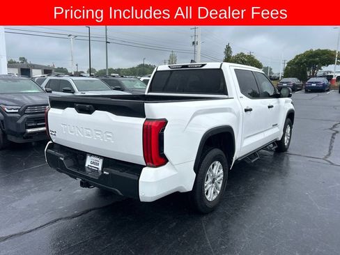 Used 2024 Toyota Tundra SR5 w/ SR5 Convenience Package AWD/4WD image 17