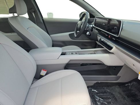 Certified 2025 Hyundai Ioniq 6 SEL RWD image 18