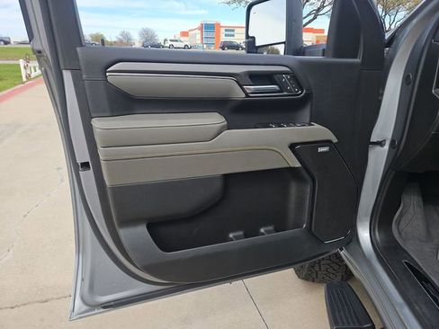 Used 2025 Chevrolet Silverado 2500 ZR2 image 22