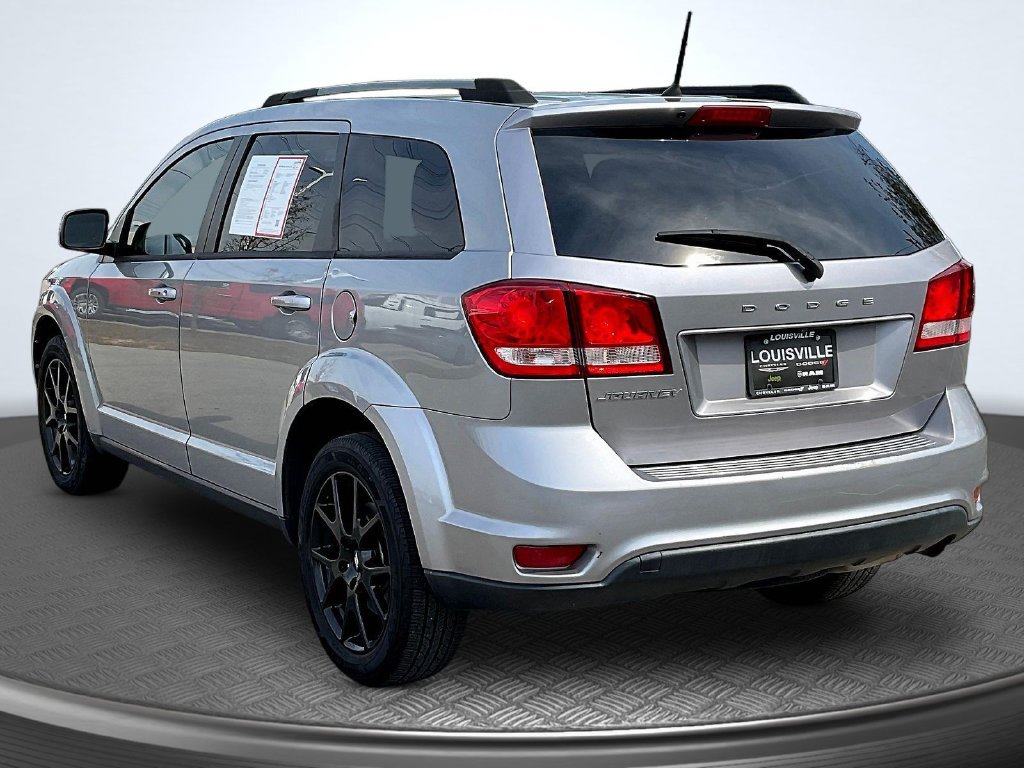 Used 2019 Dodge Journey SE w/ Blacktop Package FWD image 5
