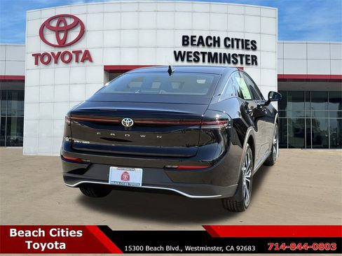 New 2026 Toyota Crown XLE image 11