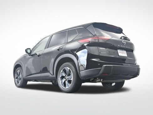 Used 2025 Nissan Rogue SV FWD image 35