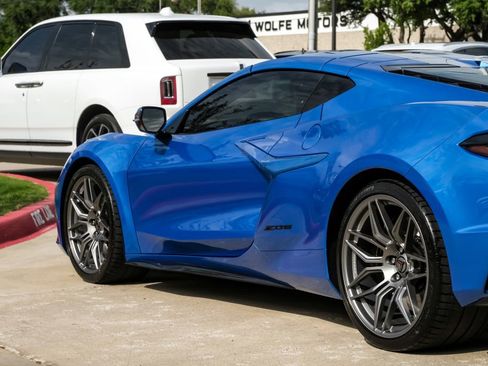 Used 2024 Chevrolet Corvette Z06 image 9