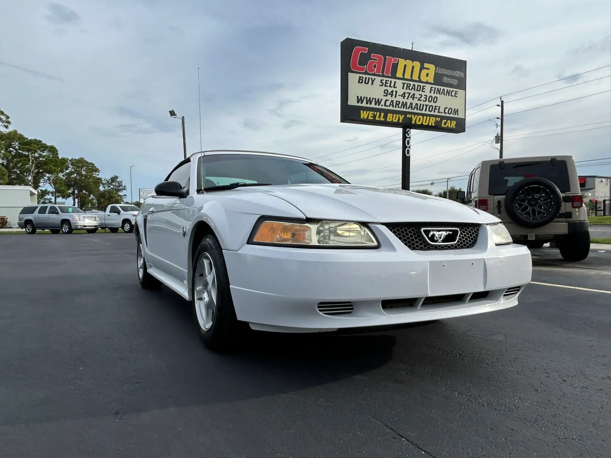 Used 2004 Ford Mustang Convertible RWD image 18