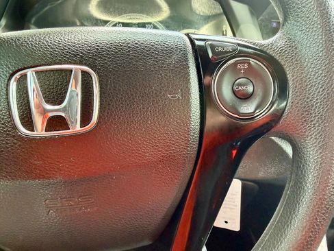 Used 2017 Honda Accord LX image 58