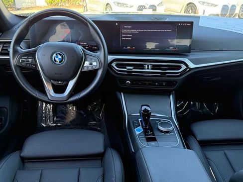 Certified 2023 BMW i4 eDrive35 w/ Premium Package RWD image 29