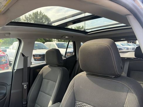 Used 2019 GMC Terrain SLE w/ Driver Convenience Package FWD image 20