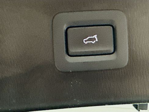 Used 2025 MAZDA CX-5 Carbon Edition image 29