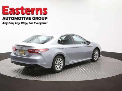 Used 2020 Toyota Camry LE FWD image 38