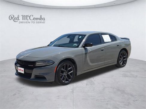 Used 2019 Dodge Charger SXT w/ Blacktop Package RWD image 1