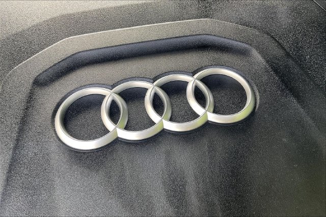 Certified 2023 Audi Q8 Premium Plus w/ Premium Plus Package AWD/4WD image 31