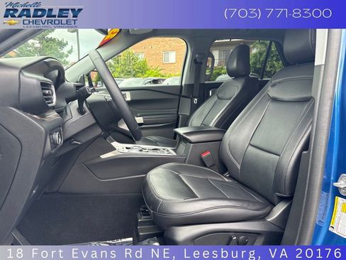 Used 2023 Ford Explorer Limited image 17