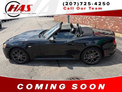 Used 2017 FIAT 124 Spider Abarth RWD image 10