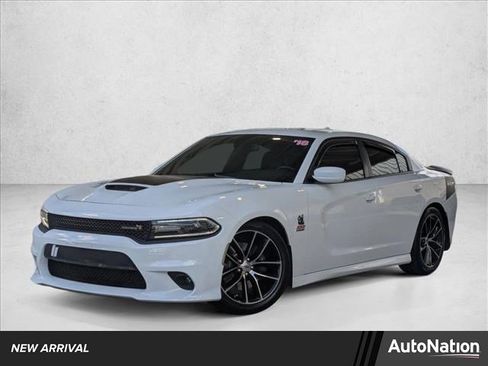 Used 2018 Dodge Charger R/T Scat Pack image 1
