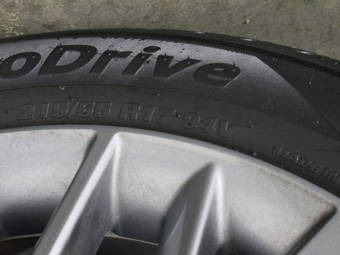 Used 2018 Lexus ES 350 w/ Navigation System Package image 43