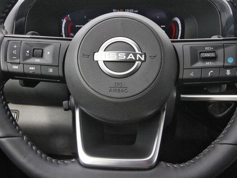 Certified 2025 Nissan Pathfinder Platinum AWD/4WD image 19