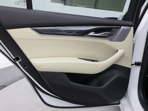 Used 2022 Cadillac CT5 Premium Luxury RWD image 33