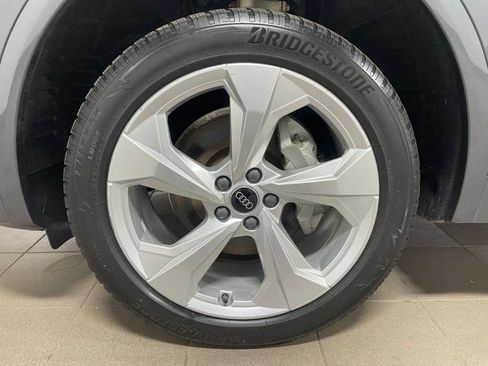 Used 2023 Audi Q5 2.0T Premium Plus w/ Premium Plus Package AWD/4WD image 9