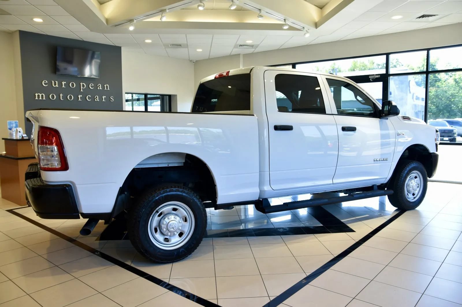 Used 2022 RAM 2500 Tradesman AWD/4WD image 7
