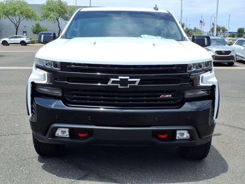 Used 2021 Chevrolet Silverado 1500 LT Trail Boss w/ Convenience Package II AWD/4WD image 2