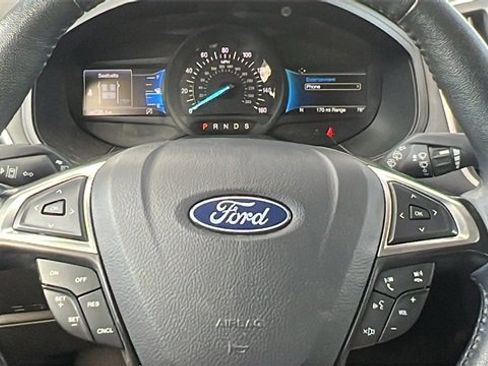 Used 2024 Ford Edge SEL image 29