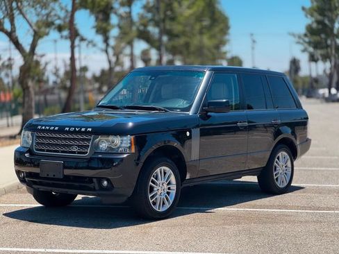 Used 2010 Land Rover Range Rover HSE AWD/4WD image 18