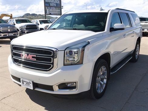Used 2016 GMC Yukon XL SLT w/ Open Road Package AWD/4WD image 2