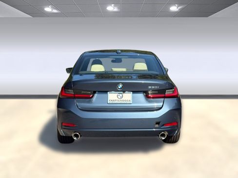 New 2026 BMW 330i Sedan w/ Convenience Package RWD image 10