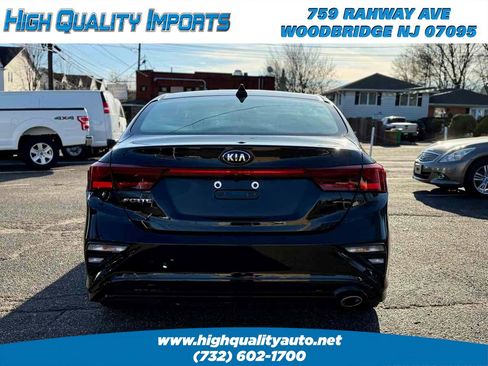 Used 2021 Kia Forte LXS image 6