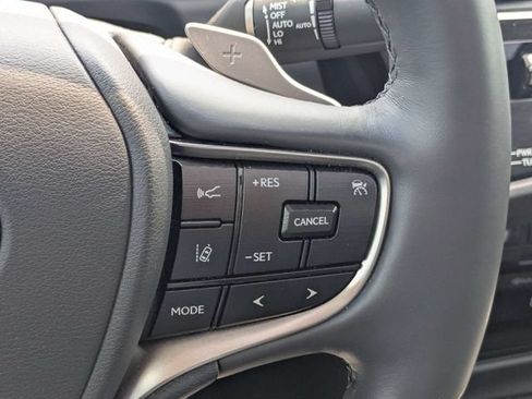 Used 2022 Lexus ES 350 Ultra Luxury w/ Accessory Package 2 FWD image 26