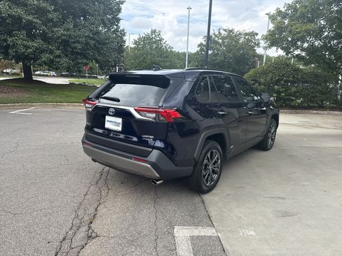 Used 2024 Toyota RAV4 Limited w/ Advanced Technology Package AWD/4WD image 10