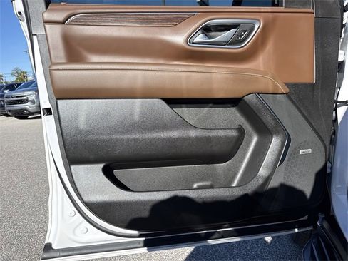 Used 2023 Chevrolet Tahoe High Country w/ Advanced Technology Package image 44