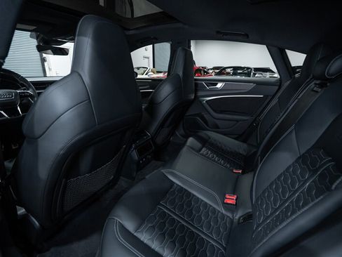 Used 2021 Audi RS 7 Sportback w/ Carbon Optic Package AWD/4WD image 28